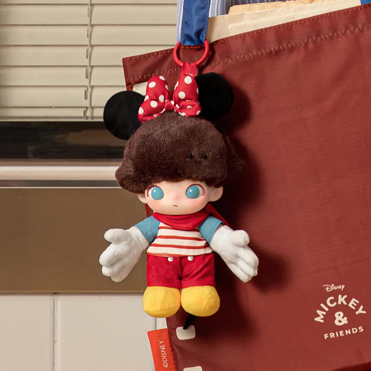 DIMOO WORLD × DISNEY Series – Vinyl Plush Keychain Blind Box